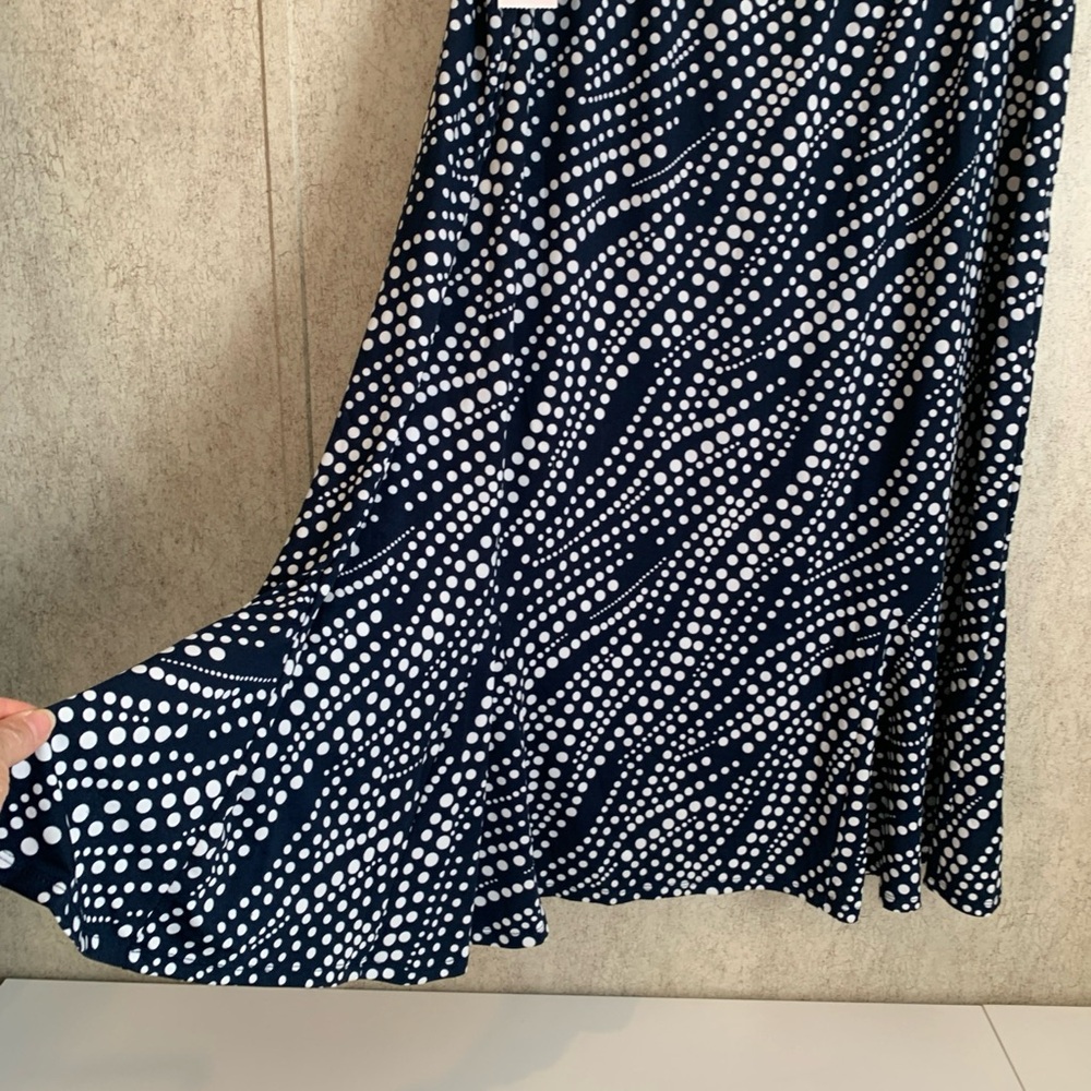 Southern Lady Elegant Navy and White Patterned A-Line Skirt plus 2x NWT - Picture 4 of 11